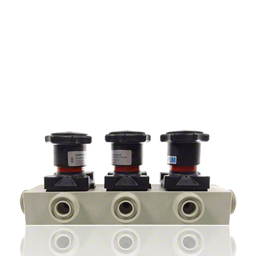 Multiway Valve made of PP with three handwheels, Diaphragm EPDM