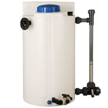 Dosing tank with external level indicator, float and three-way ball valve