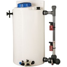 Dosing tank with external level indicator, float switch and three-way ball valve