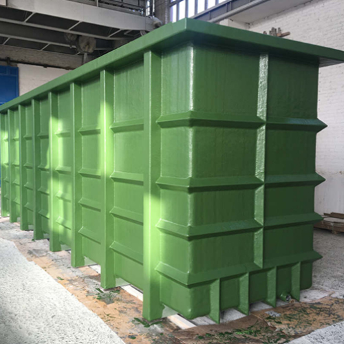 Rectangular FRP container, standard version for heavy chemical use